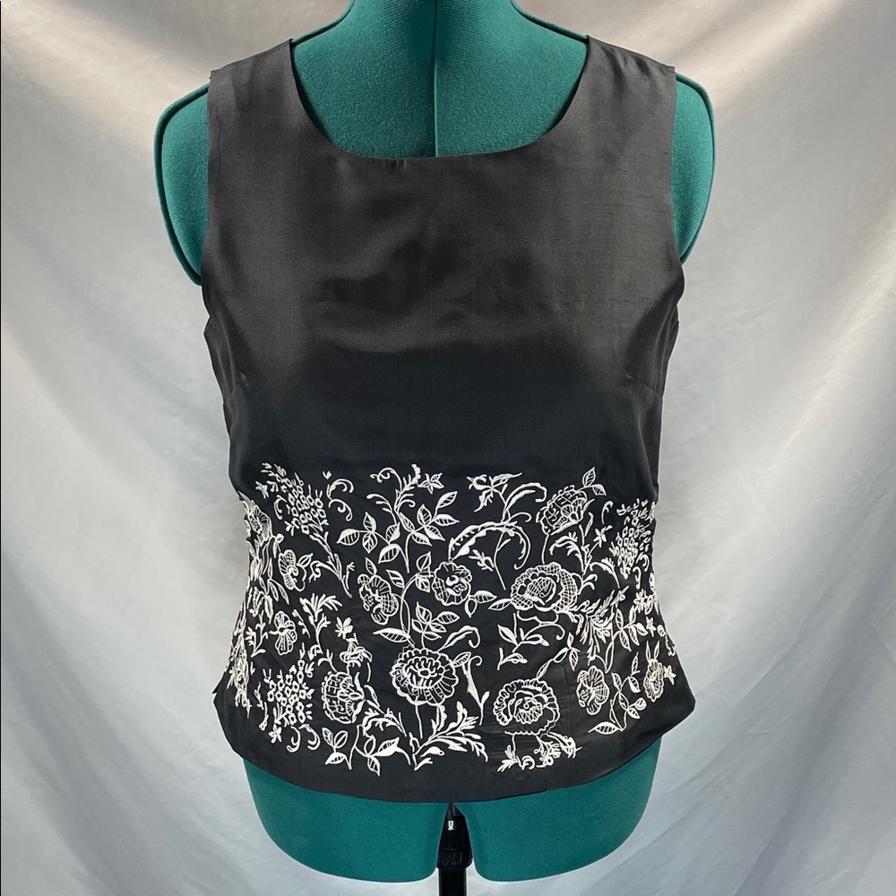 Anne Carson Black Top with White Floral Design